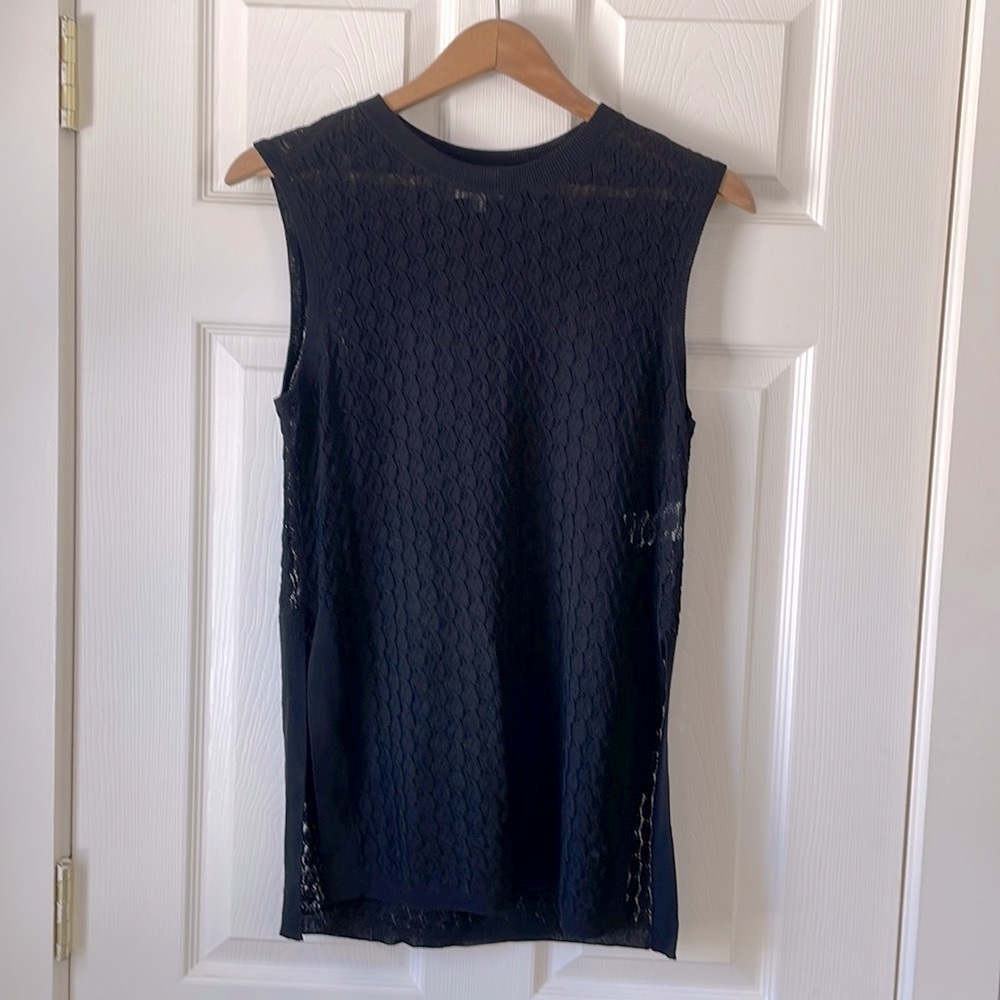 🖤Wilfred Small Black sleeveless lace tunic